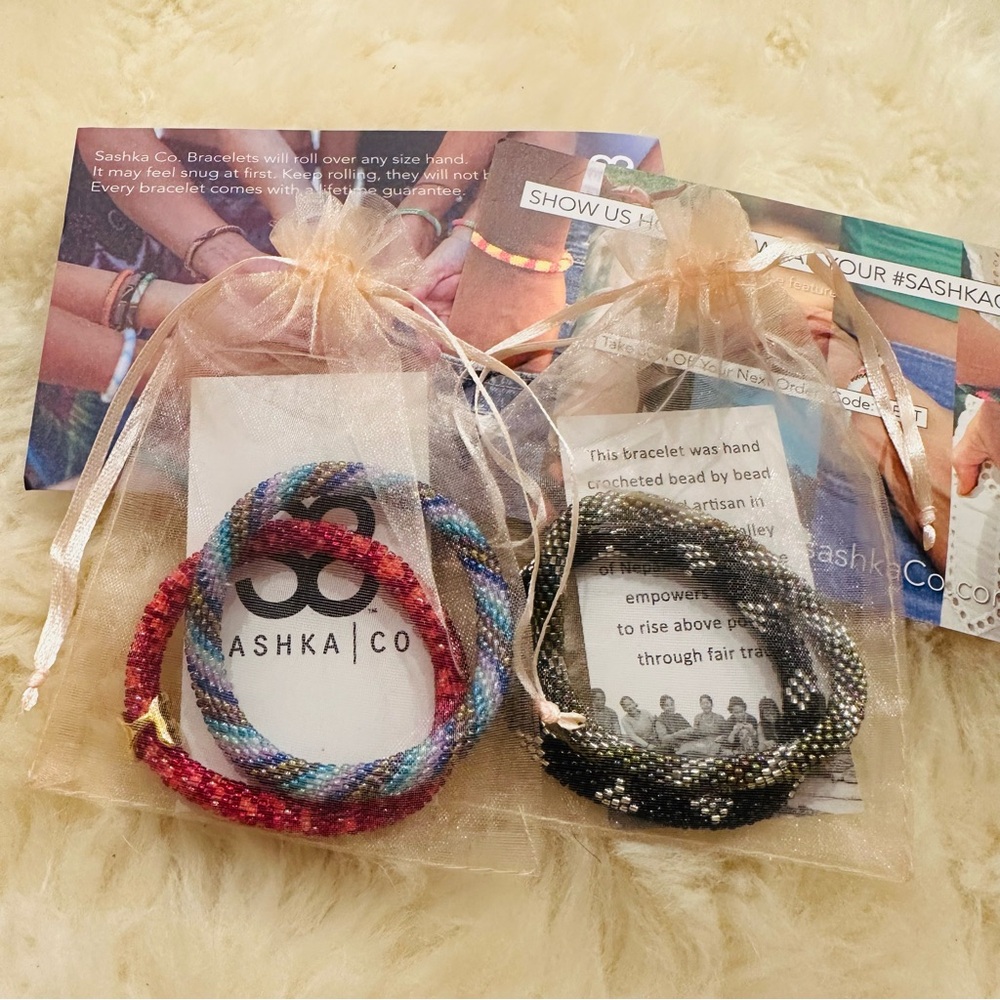 Sashka Co. Four Beaded Bracelets Bundle - Picture 3 of 6